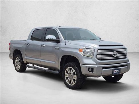 Used 2017 Toyota Tundra Platinum RWD image 3