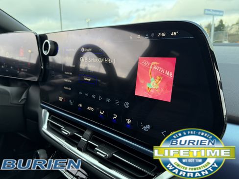 New 2026 Chevrolet Equinox EV LT image 16