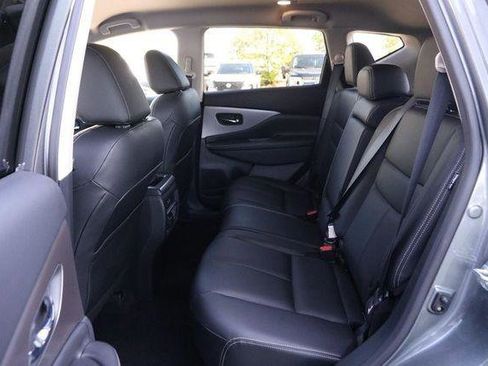 Used 2024 Nissan Murano SV FWD image 9