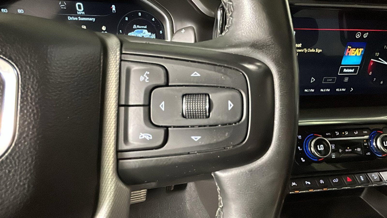 Used 2023 GMC Sierra 1500 Denali w/ Denali Reserve Package AWD/4WD image 19