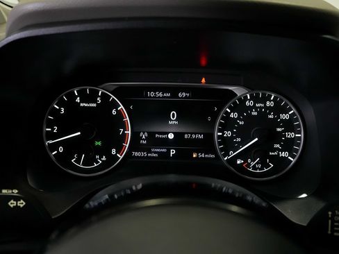 Used 2023 Nissan Rogue SV FWD image 14