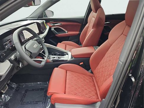 New 2026 Audi SQ5 Premium Plus AWD/4WD image 9