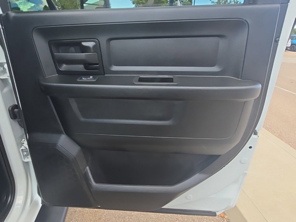 Used 2024 RAM 3500 Tradesman AWD/4WD image 9