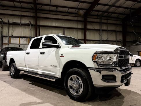 Used 2022 RAM 2500 Tradesman w/ Chrome Appearance Group AWD/4WD image 1