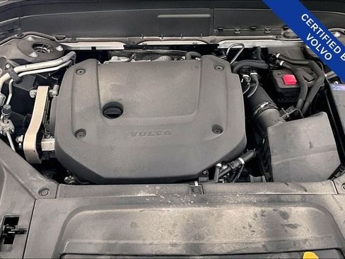 Certified 2024 Volvo XC90 B6 Ultimate w/ Protection Package Premier image 12