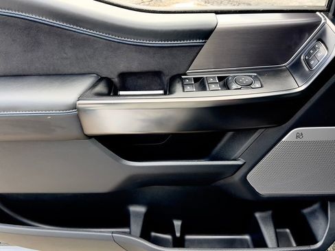 Used 2024 Ford F150 Platinum w/ FX4 Off-Road Package image 15