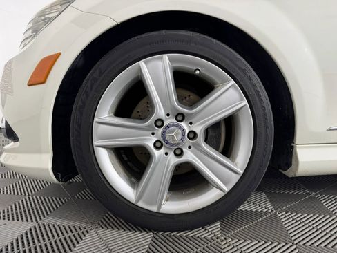Used 2010 Mercedes-Benz C 300 Sedan image 42