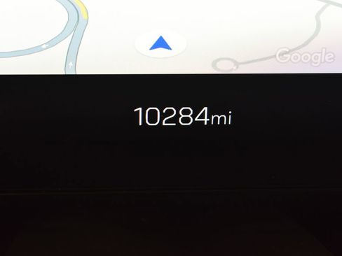 Used 2025 GMC Yukon Denali w/ Sun & Power Step Package image 23