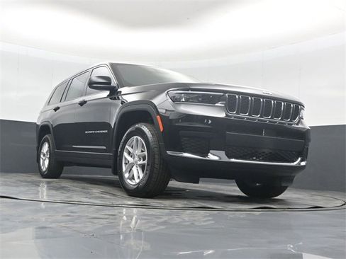 New 2025 Jeep Grand Cherokee L Laredo image 47