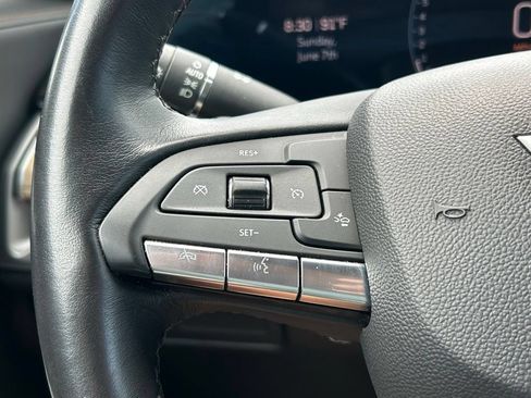 Used 2025 Cadillac XT4 Premium Luxury FWD image 26