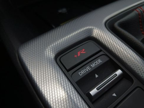 Used 2025 Honda Civic Type R image 21