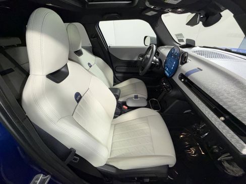 Used 2025 MINI Cooper S image 27