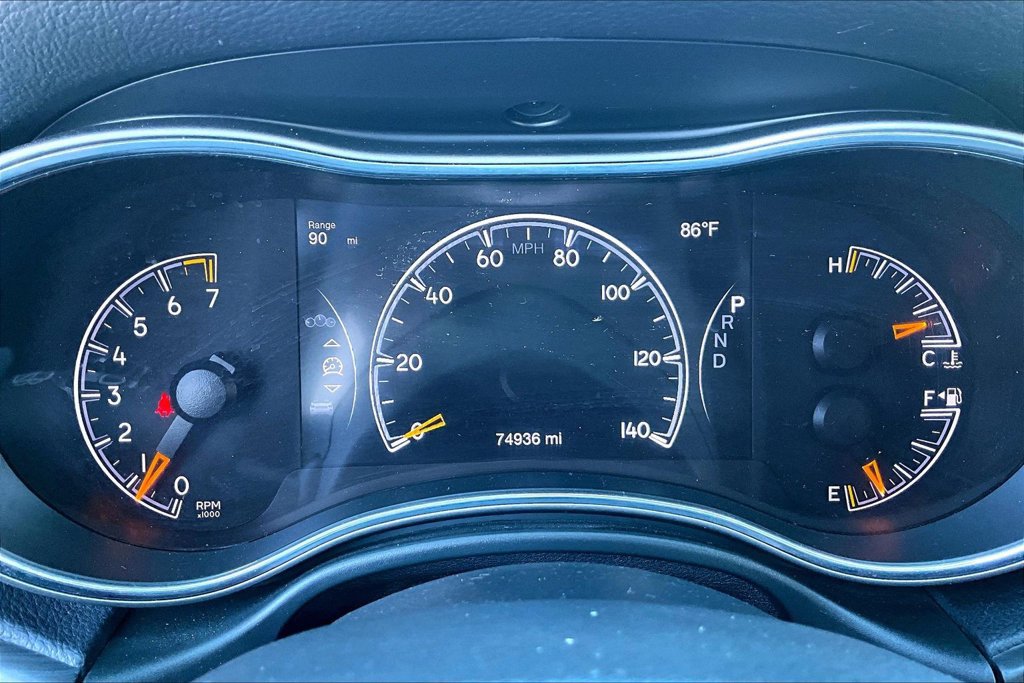 Used 2021 Jeep Grand Cherokee Limited AWD/4WD image 10