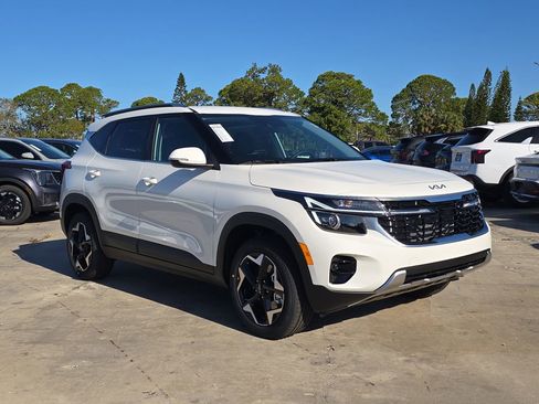 New 2026 Kia Seltos EX AWD/4WD image 2