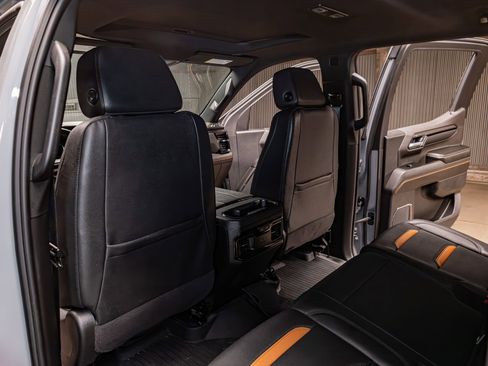 Used 2025 GMC Sierra 1500 AT4 w/ AT4 Premium Package image 25