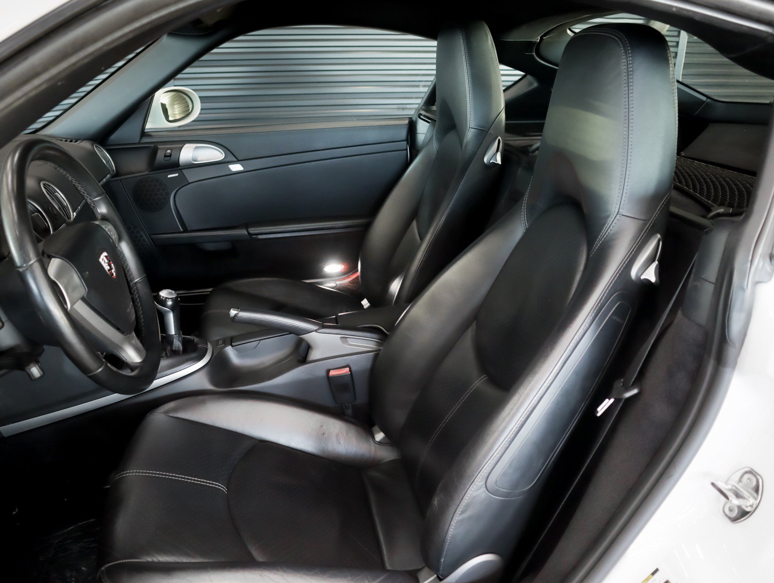 Used 2006 Porsche Cayman S RWD image 5