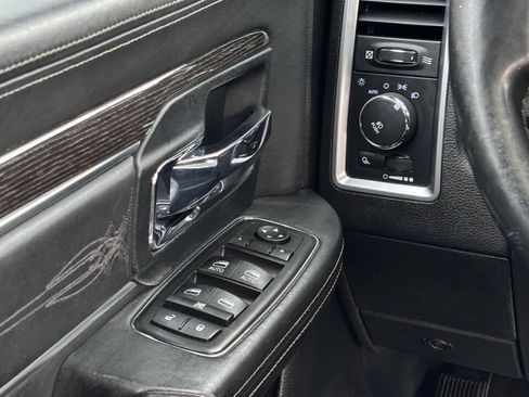 Used 2014 RAM 1500 Limited AWD/4WD image 24