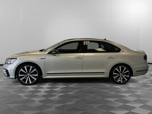 Used 2018 Volkswagen Passat 3.6 image 5