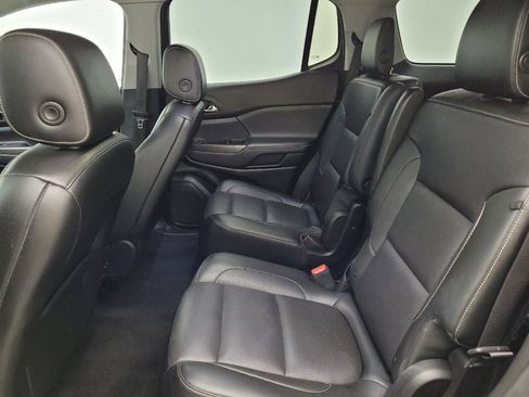 Used 2019 GMC Acadia SLT image 18