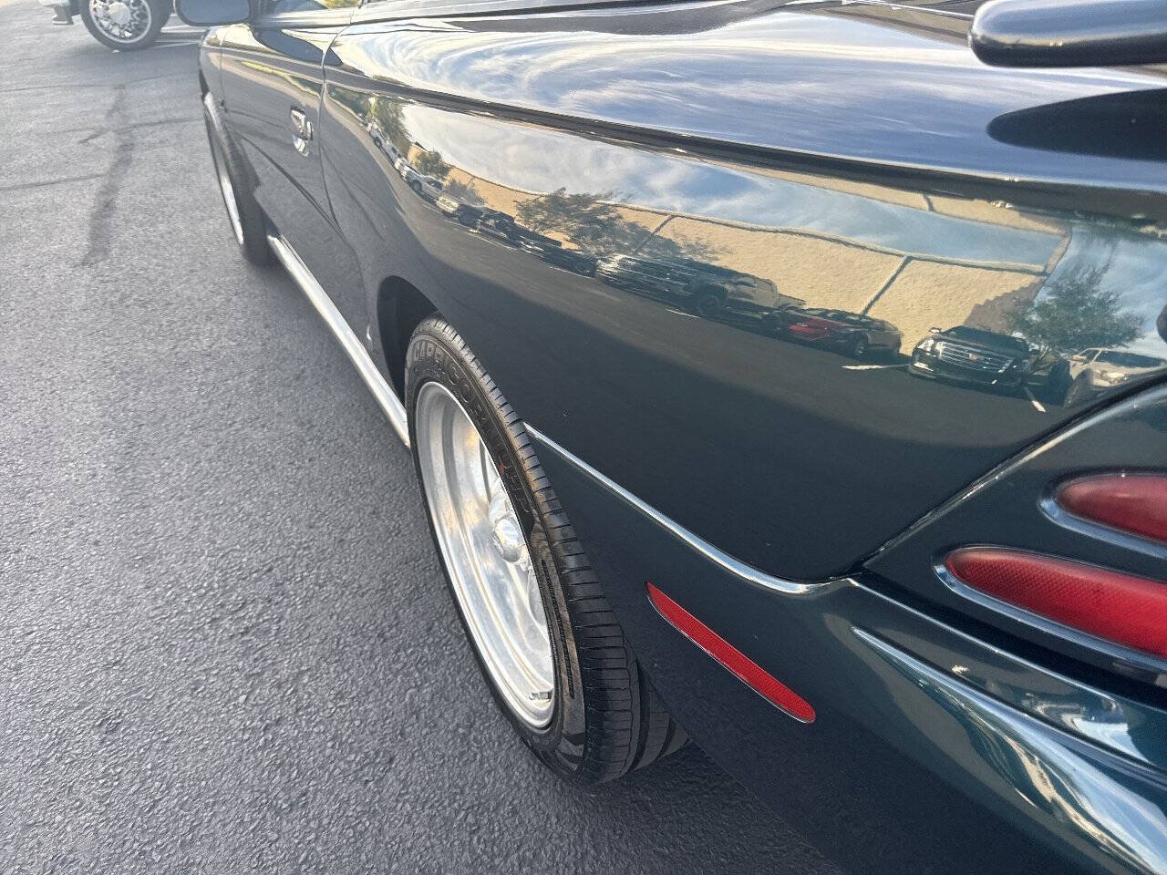 Used 1994 Ford Mustang GT RWD image 22
