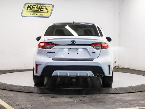 Used 2022 Toyota Corolla SE w/ Carpet Mat Package (TMS) FWD image 3