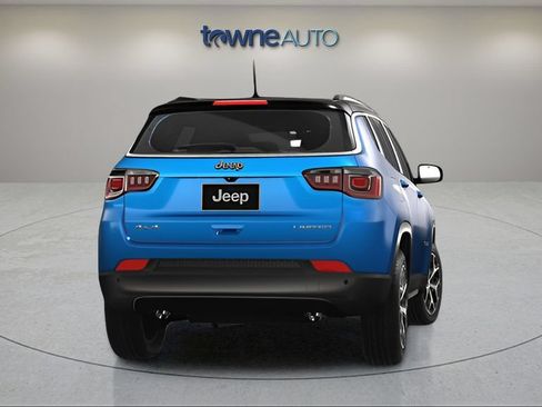 Used 2024 Jeep Compass Limited AWD/4WD image 15
