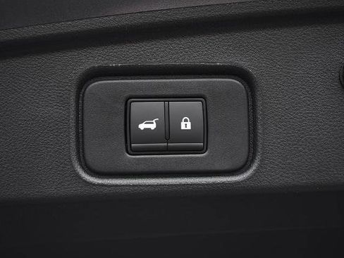 New 2025 Nissan Pathfinder Platinum w/ Cargo Package image 32