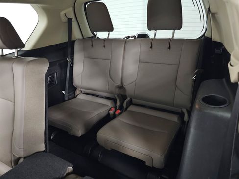 Used 2023 Lexus GX 460 Premium w/ Premium Package AWD/4WD image 33