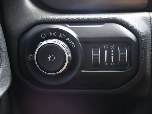 Used 2019 Jeep Wrangler Unlimited Sport S AWD/4WD image 28
