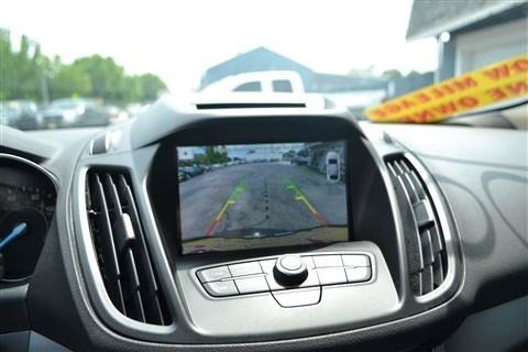 Used 2017 Ford Escape SE w/ SE Leather Comfort Package FWD image 16