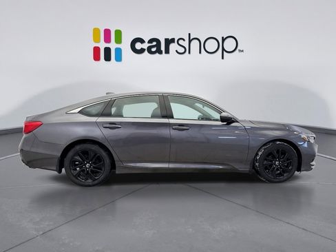 Used 2018 Honda Accord LX image 6