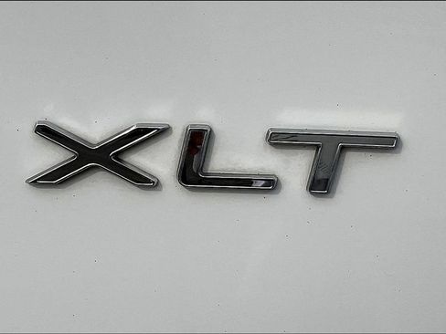 Used 2024 Ford Transit 350 XLT RWD image 21