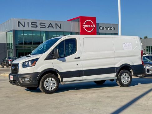 Used 2024 Ford Transit 250 Low Roof w/ Exterior Upgrade Package image 3