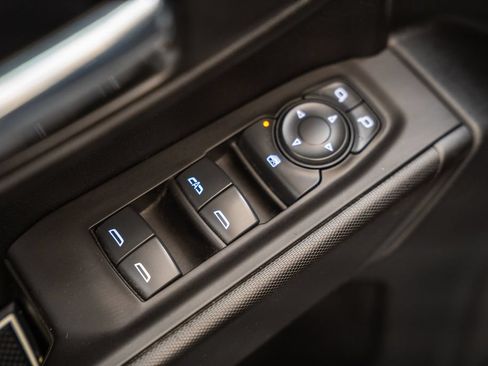 Used 2021 Chevrolet Silverado 1500 Custom Trail Boss w/ Safety Confidence Package AWD/4WD image 38