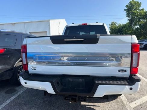 Used 2022 Ford F350 Platinum AWD/4WD image 6