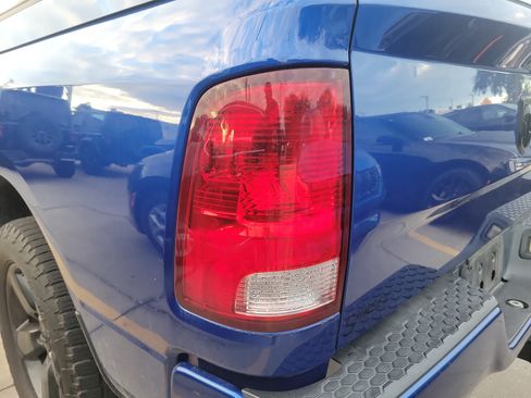 Used 2019 RAM 1500 Express w/ Express Value Package image 8