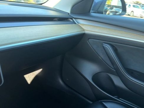 Used 2021 Tesla Model 3 Standard Range Plus RWD image 23