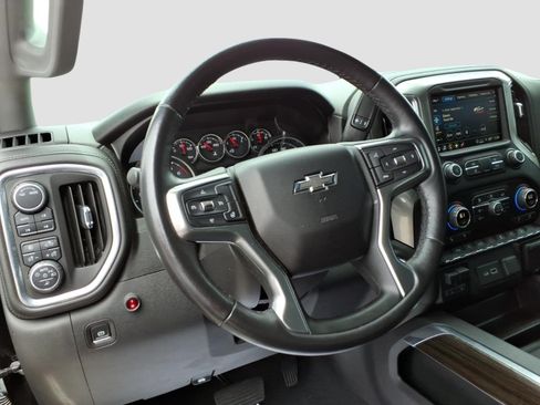 Used 2021 Chevrolet Silverado 1500 LT Trail Boss w/ Convenience Package II AWD/4WD image 12