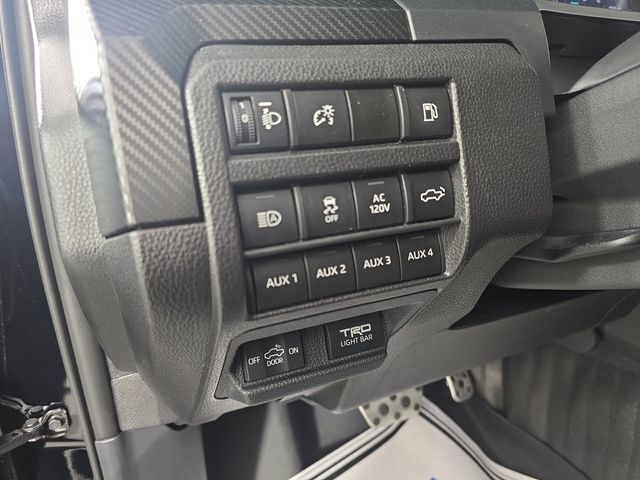 Used 2025 Toyota Tacoma TRD Pro AWD/4WD image 13