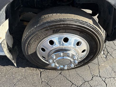 Used 2018 RAM 5500 Tradesman w/ Power & Remote Entry Group image 10