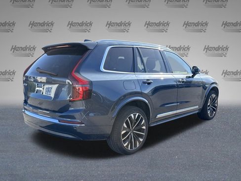 Used 2025 Volvo XC90 B6 Plus image 10