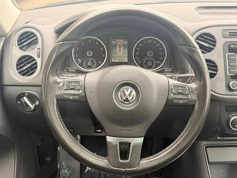 Used 2013 Volkswagen Tiguan S AWD/4WD image 19
