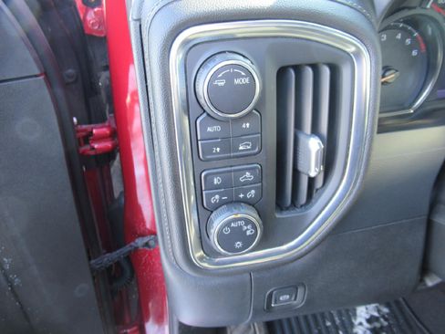 Used 2020 Chevrolet Silverado 1500 RST image 10