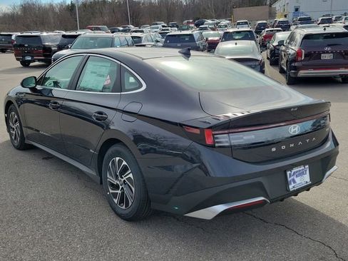 New 2026 Hyundai Sonata Blue FWD image 3