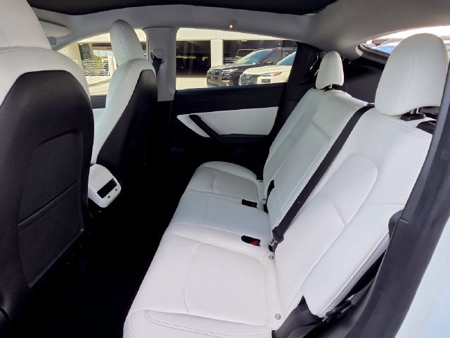 Used 2022 Tesla Model Y Performance AWD/4WD image 21