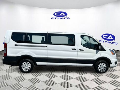 Used 2022 Ford Transit 350 XLT RWD image 2