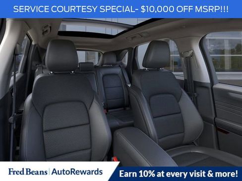 New 2025 Ford Escape SE image 13