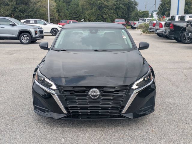 Used 2024 Nissan Altima 2.5 S FWD image 8