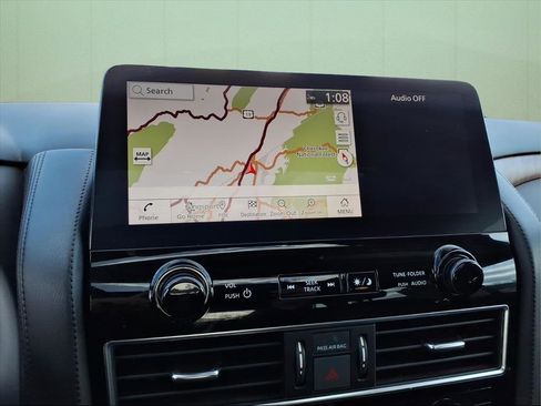 Used 2023 Nissan Armada SL w/ Captain's Chairs Package image 16