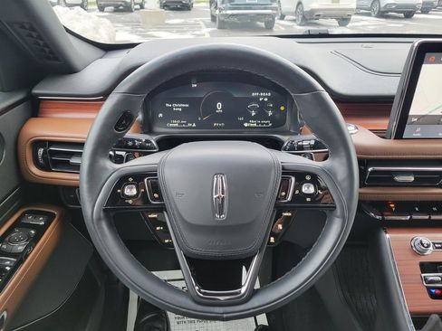 Certified 2023 Lincoln Aviator Reserve w/ Equipment Group 201A image 32